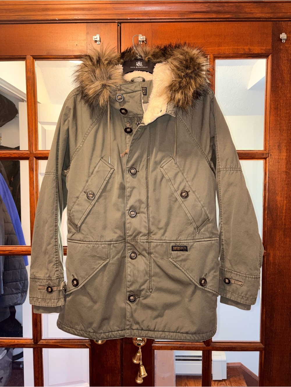 Vintage Abercrombie and Fitch Men’s Parka w Faux Fur Hood - Size Medium